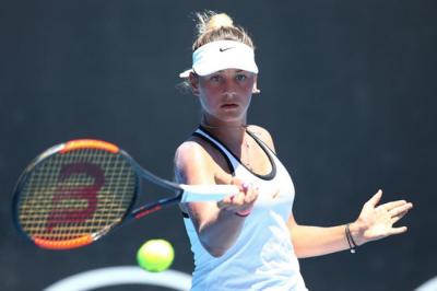Украинка Марта Костюк переигрывает Елену Рыбакину в полуфинале юниорского Australian Open